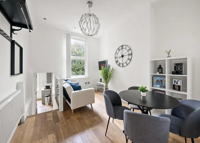 Sg, Cosy Apartment In Paddington Central London